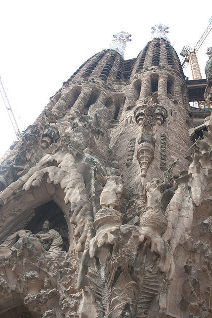 Barcelona with Kids: Sagrada Familia | Family Travel
