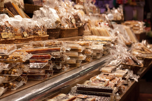 Barcelona with Kids: La Boqueria | Family Travel