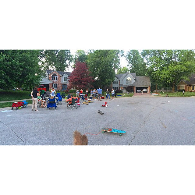 When going out on a Friday night means pulling your chairs and grill into the street ... love my 'hood.